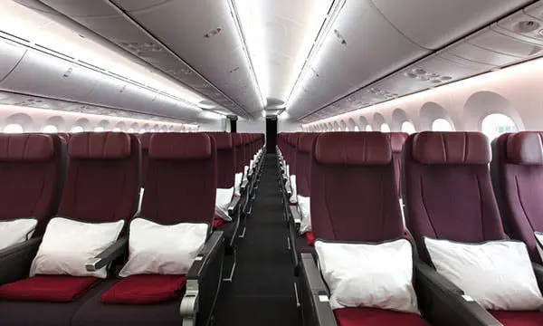 Qantas Dreamliner interior 2