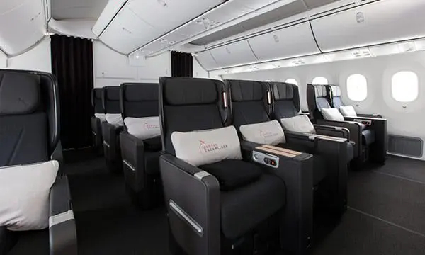 Qantas Dreamliner interior 3