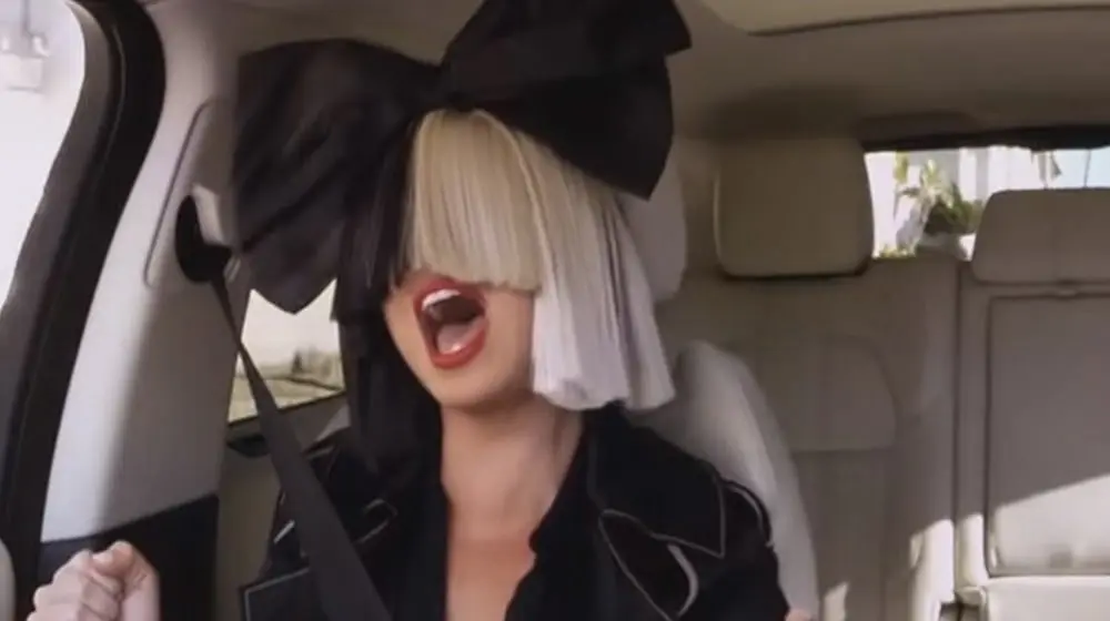 Helloworld Travel booked a celebrity for Frontliners! Who will it be?