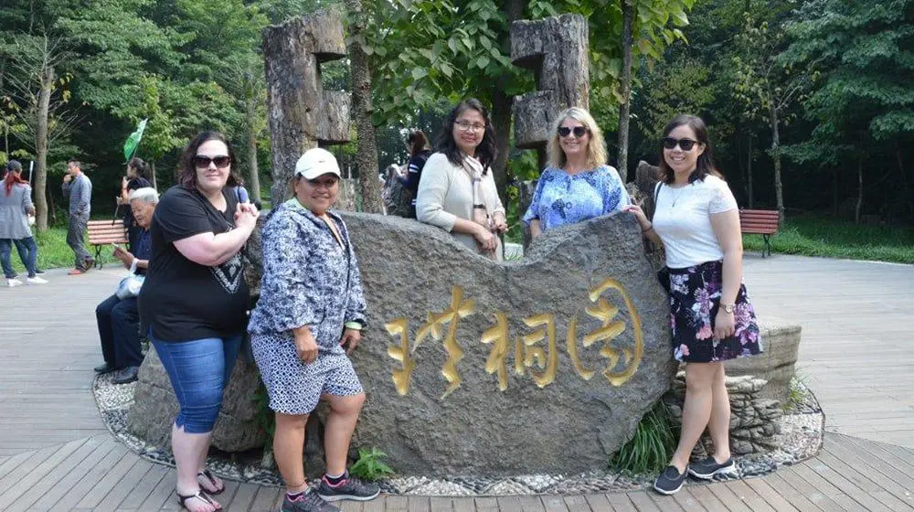 Travel industry peeps SPOTTED exploring the world