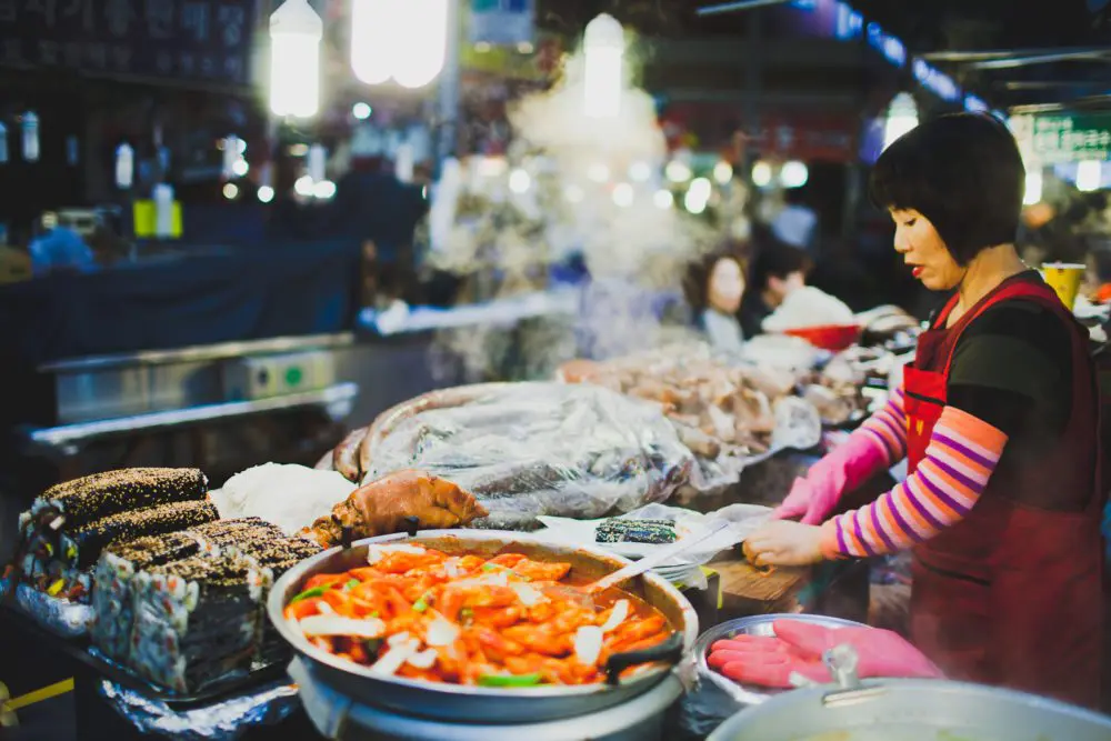 FOOD GLORIOUS FOOD: Rezdy reveals just how popular Food Tourism really is