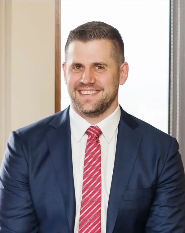 MOVERS & SHAKERS: Meet Lindblad's new Sales Mgr, Intrepid's new Chief Growth Officer & more 26 1510877431_capture