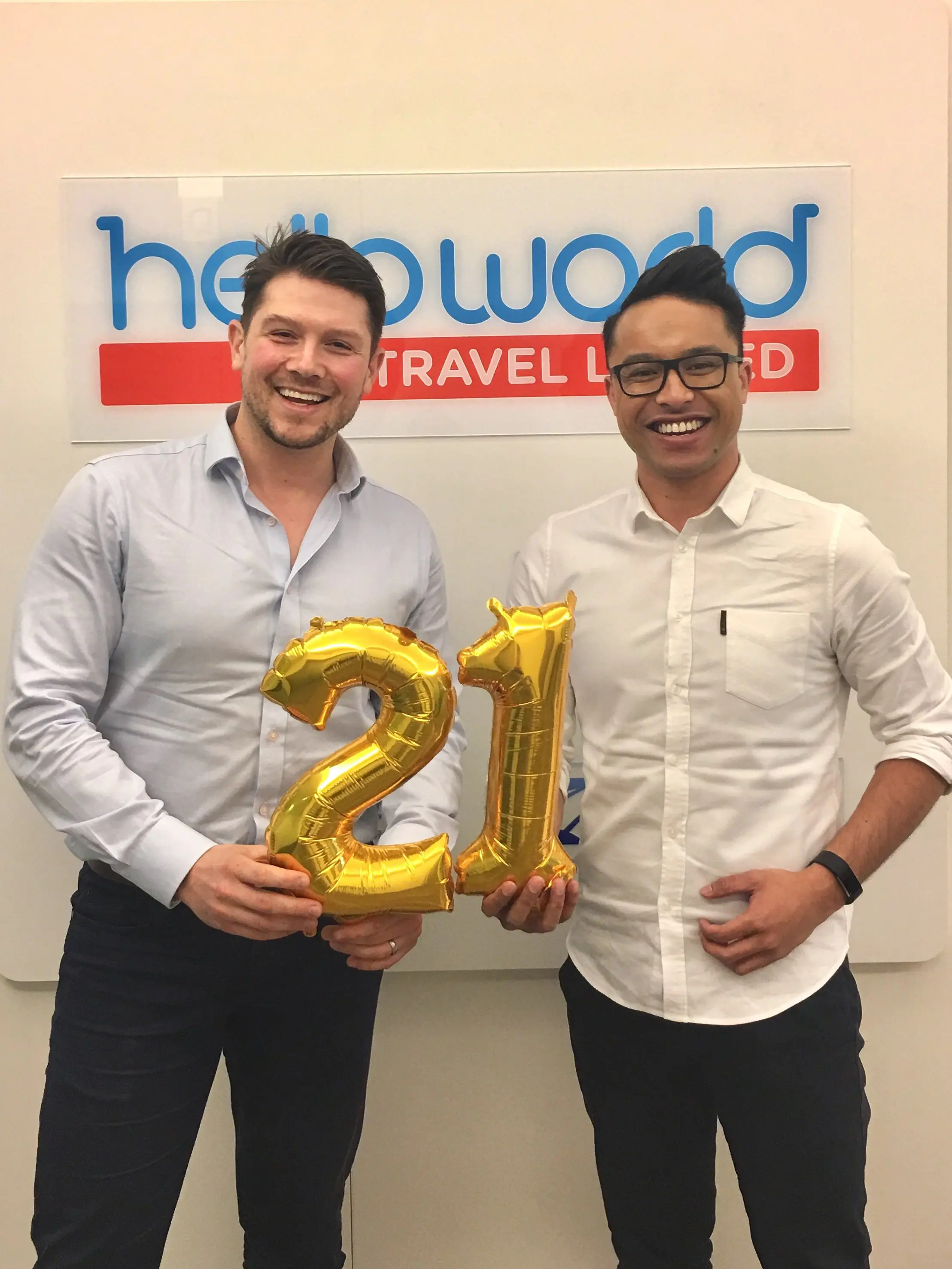 Agent wins $10,000, new ship announcements & more travel news 23 HWBTandSerko21