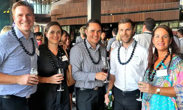 Agents (incl. Flight Centre's Graham Turner) celebrate Hawaiian Airlines' 5-year anniversary 14 Hawaiian Airlines 3
