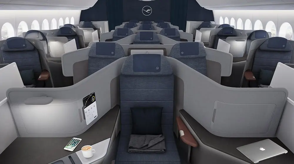 The ONLY 5-star airline in Europe is... Hint: there's a flapping bird on the plane tale 11 Lufthansa Business Class