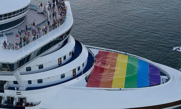 Qantas & Princess Cruises celebrate historic YES vote 8 Princess Cruises 2