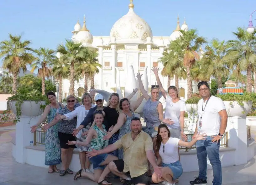 TravelCube_Agents dazzle in Bollywood Dubai