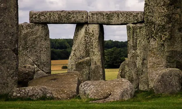 Experts say Stonehenge was built to make penis shadows 6 Stonehenge