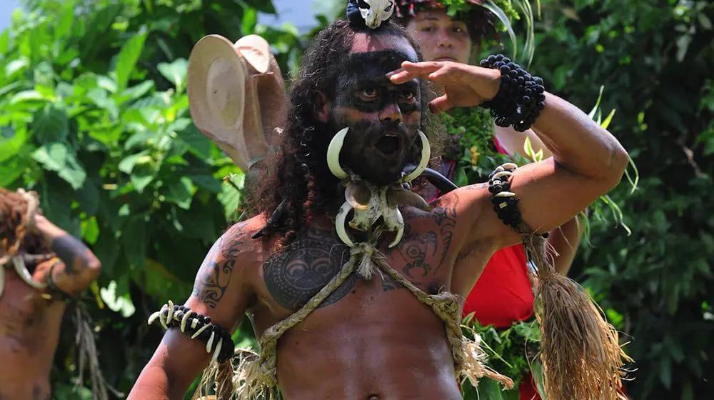 Agent wins a mystery trip, cruise sells out, flight changes & more travel news