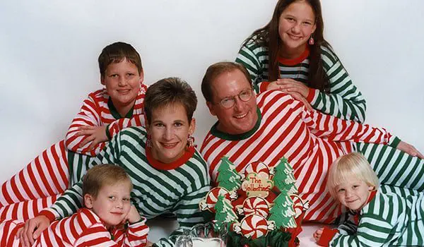 TRAVEL AGENTS: 8 things your parents hate about you at Christmas 29 karryon
