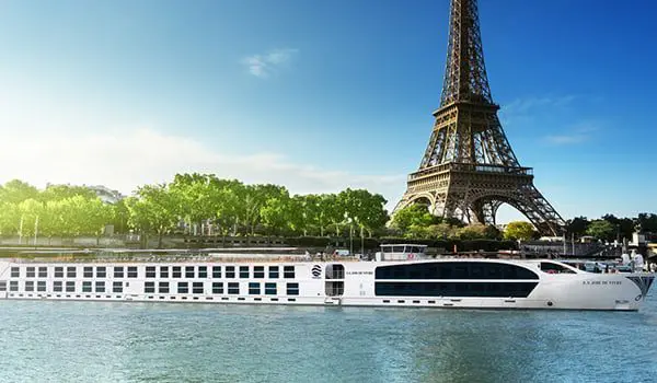 TRAVEL HEROES: Fiona Dalton, Uniworld Boutique River Cruises MD 31 ssjoire-de-vive