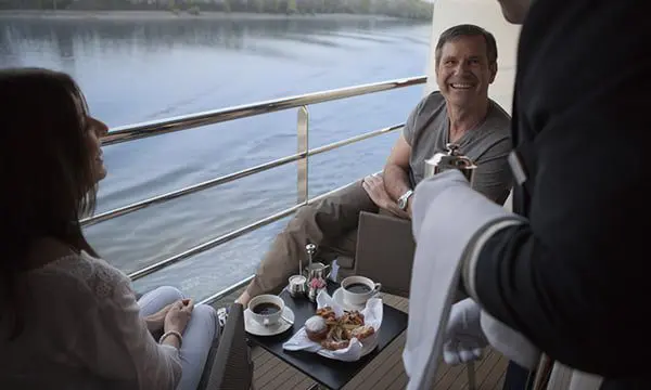 GETTIN' APPY: APT & Travelmarvel launch personalised guest apps 8 APT-karryon