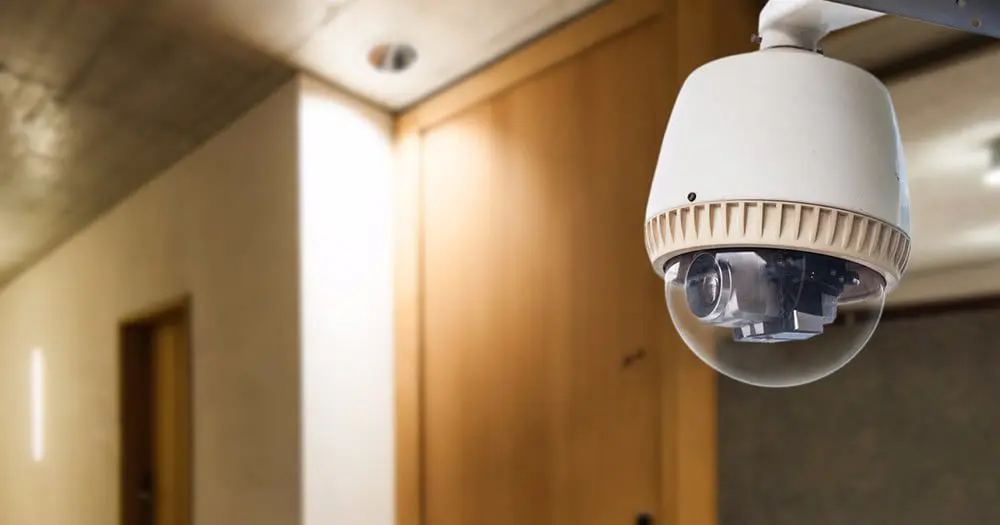 Hotel hilariously pulls out CCTV footage to respond to bad TripAdvisor review