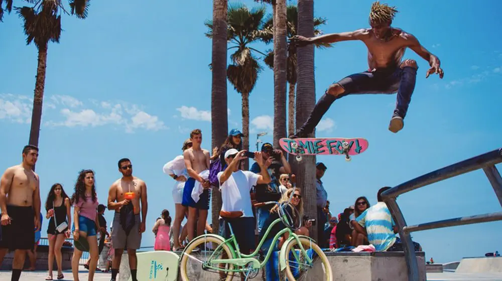 California gets high on marijuana tourism