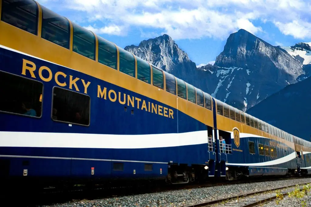 Rocky Mountaineer Rockies KarryOn