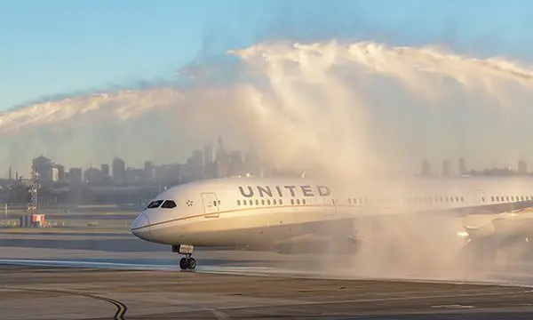 United 787 from Sydney