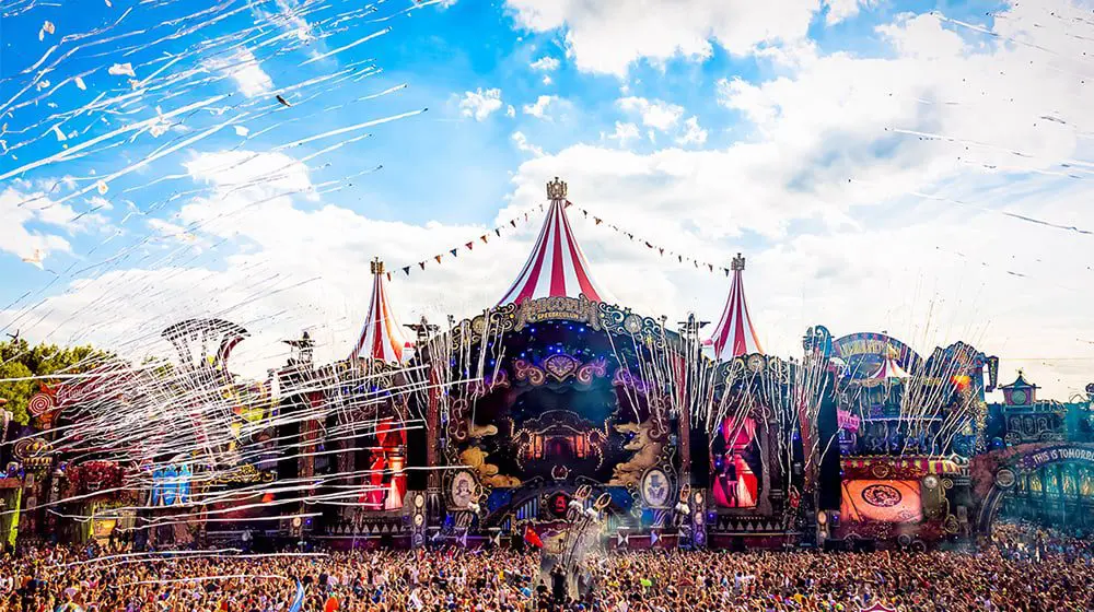 BUSABOUT'S NEWEST DESTINATION: Tomorrowland!