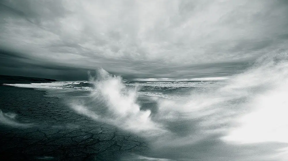 Sting in Cyclone Gita's tail causes emergency travel warnings in New Zealand