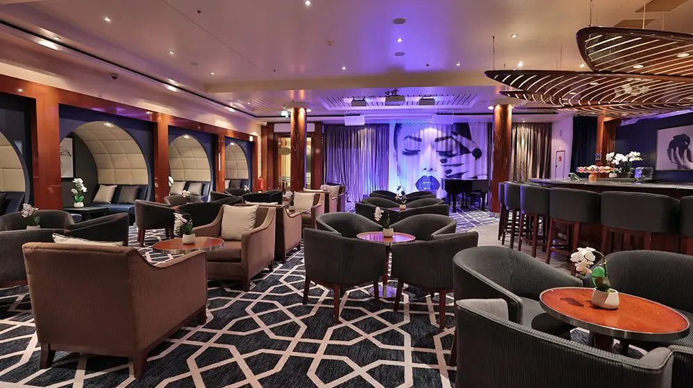 Pacific Jewel emerges from 10-day dry dock looking... very patriotic