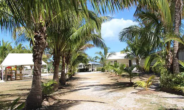 STUNNING: The most popular small islands around Australia revealed 24 lady