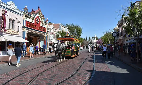 Disneyland & California Adventure Park