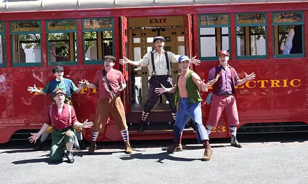 Disneyland & California Adventure Park singers