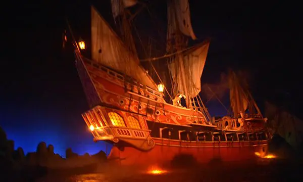 SURPRISE: 14 things you DEFINITELY don't know about Disneyland & California Adventure Park 74 Disneyland Pirates of the Caribbean