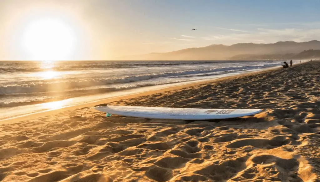 OUTDOOR & ADVENTURE: From Santa Monica Pier to Muscle beach