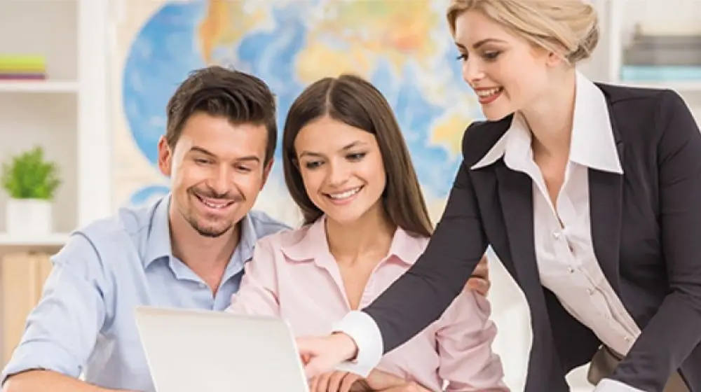 2 things Travel Agents need to be in order to satisfy travellers of tomorrow