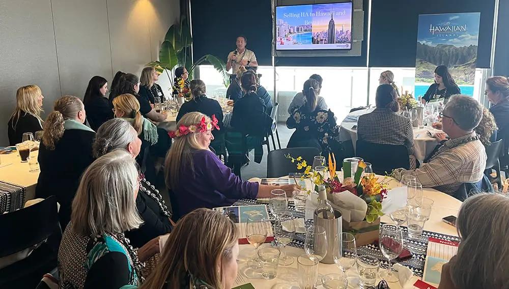 Hawai‘i Tourism Oceania gets lei'd for May with month-long tradeshow Down Under 3 HTO Month of Lei Newcastle Hawaiian Airlines