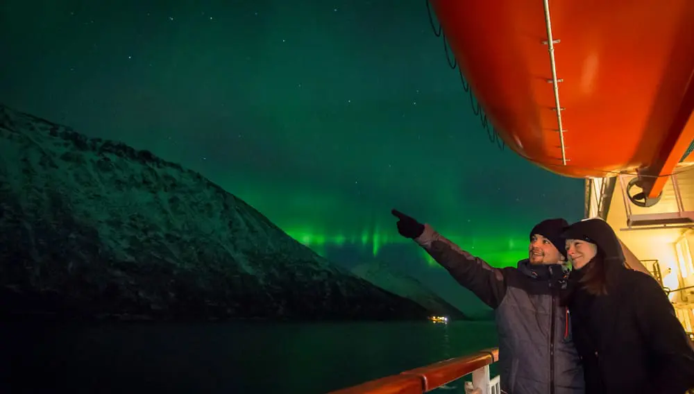 Light up your life: Hurtigruten's Follow The Lights best-selling tour returns for 2025/26 3 hurti northernlightship