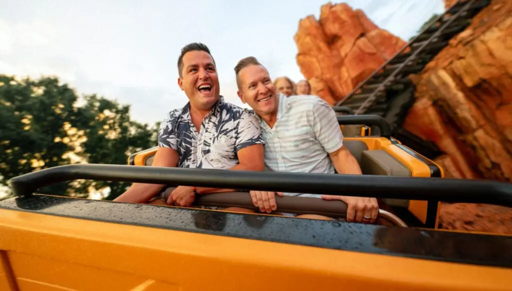 Australia’s top 10 most magical agents will WIN a Disney fam trip! 3 1000x568 3