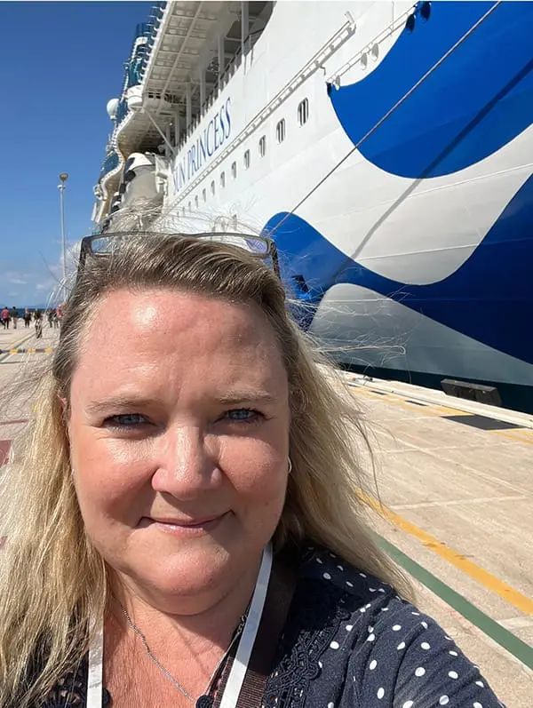 Movers + Shakers: Princess Cruises NZ Sales Manager Debbie Monk expands to Qld 1 Princess Cruises Sales Manager Debbie Monk with Sun Princess ship.