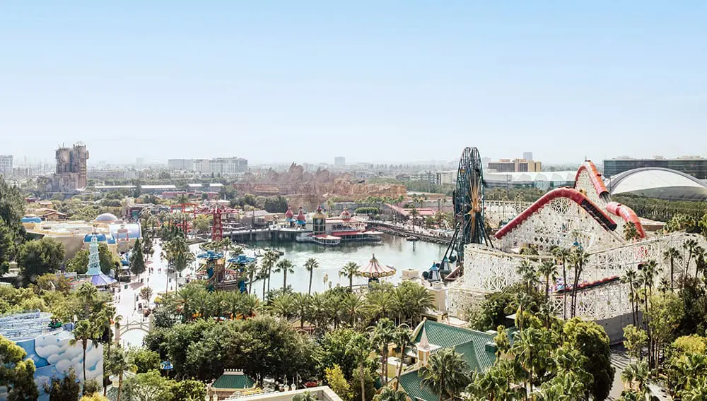 Press play on Infinity Holidays' 6 new Disneyland Resort packages and WIN! 3 Disneyland Resort IH overview