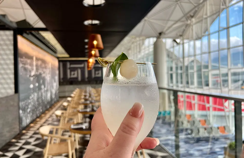 Qantas celebrates 75 years since its first flight to Hong Kong 4 Dragon-Eye-Spritz-cocktail_Amanda-Woods_1000x648_Qantas Hong Kong