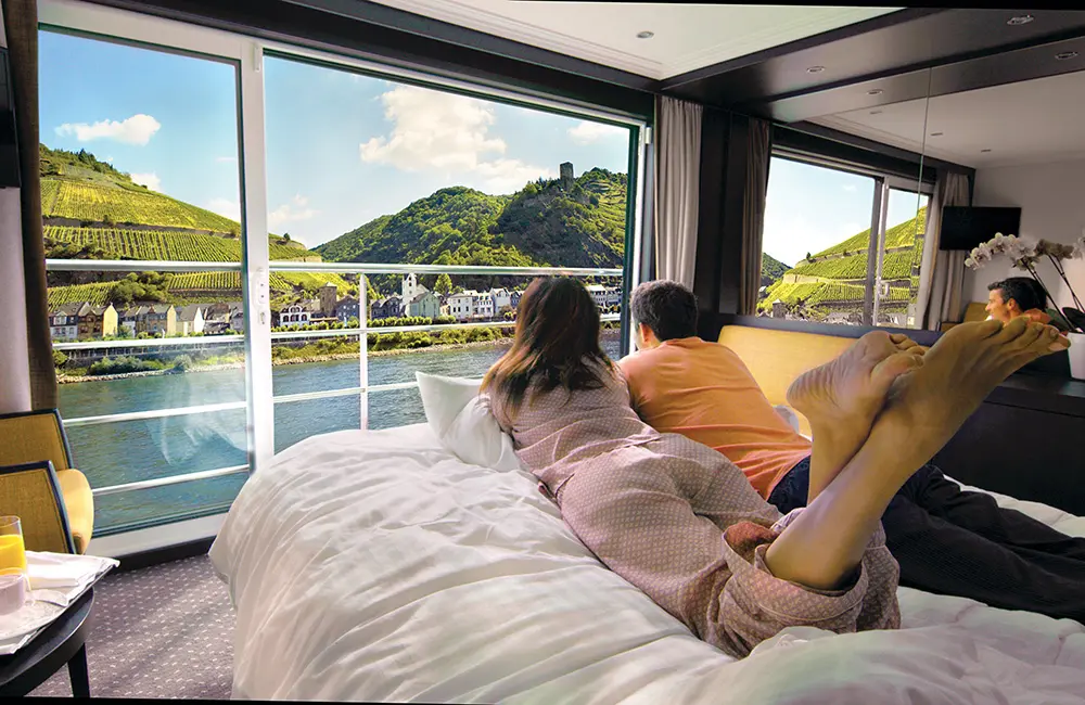 Advisors! Join Globus All-Stars weekly challenges & win an Avalon Waterways cruise