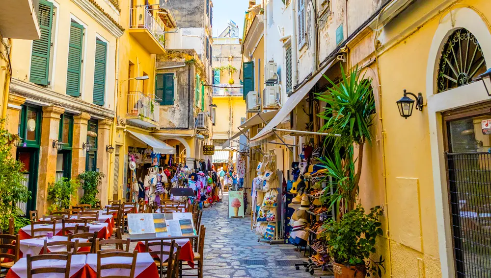 Unveiling the treasures of travelling with NCL 2 cruising