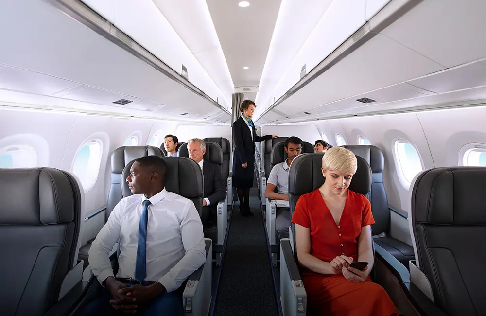 Embraer the first to launch automatic takeoff for commercial jets; reveals enhanced cabins