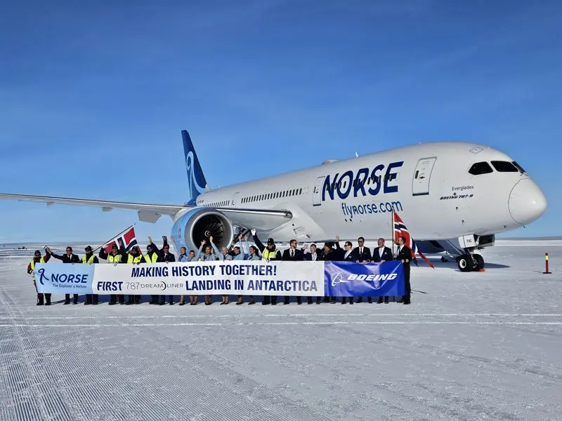 Airline quietly operates first non-stop passenger flight between Norway and Australia 3 Norse in Antarctica.