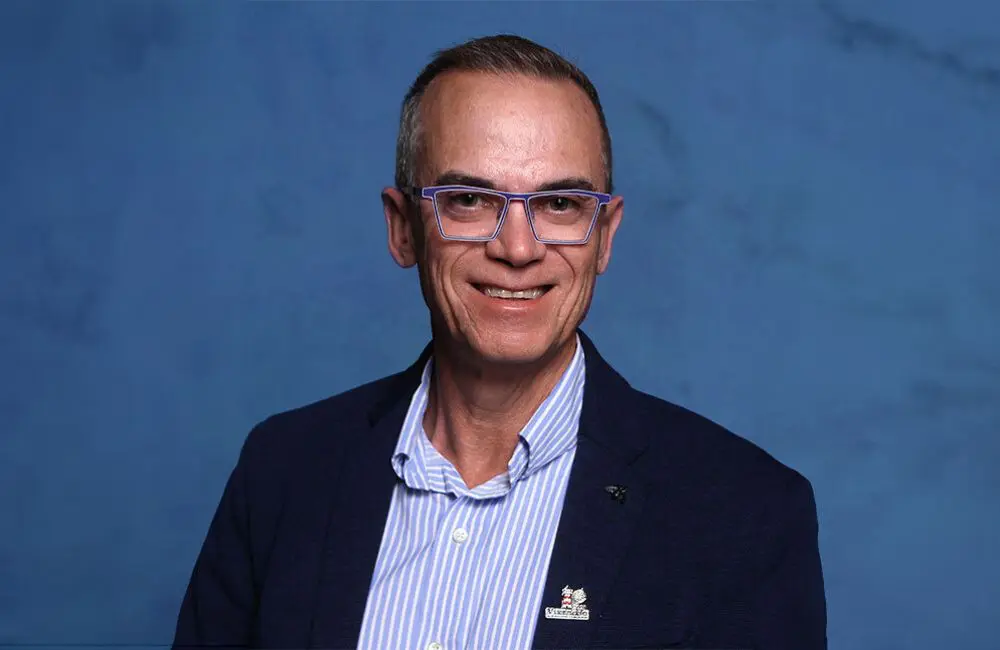 Luxury Unpacked: Experts weigh in on the best airline, seat and plane for luxury long-haul travel 1 David Brandon, Managing Director, Savenio joins Luxury Unpacked to chat long-haul travel