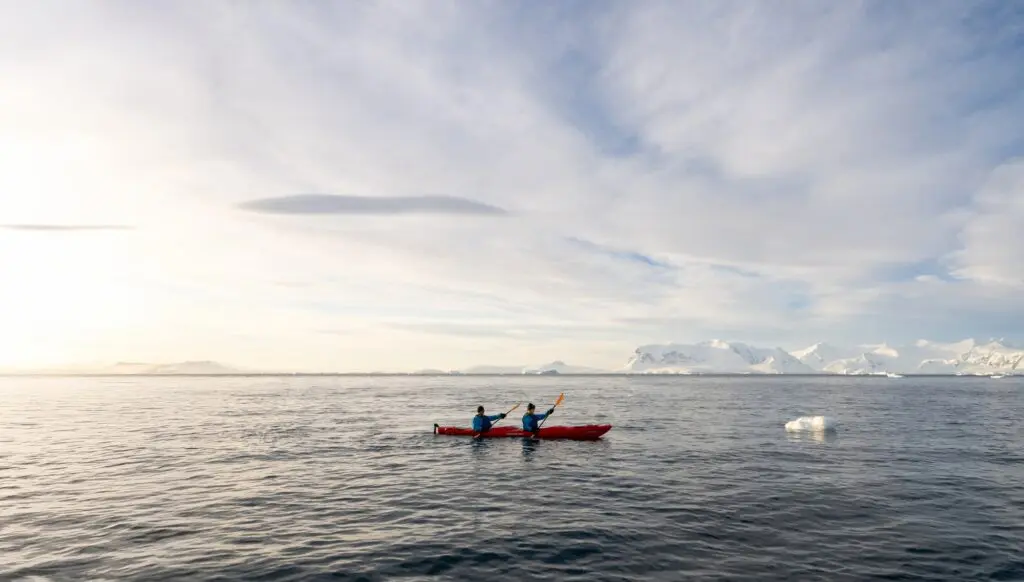 Choose adventures over things with the HX Green Friday sale 5 HX