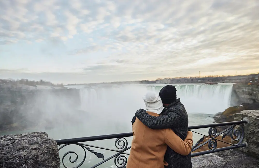 Agents, don’t Canuck around! Win a spot on the 2025 Canada famil trip to Toronto & Niagara Falls