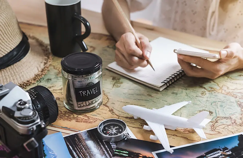 Aussies come clean: 1 in 4 admit to lying about holiday costs & travel spend 2 Travel agents are the best investment for travellers, regardless of budget.