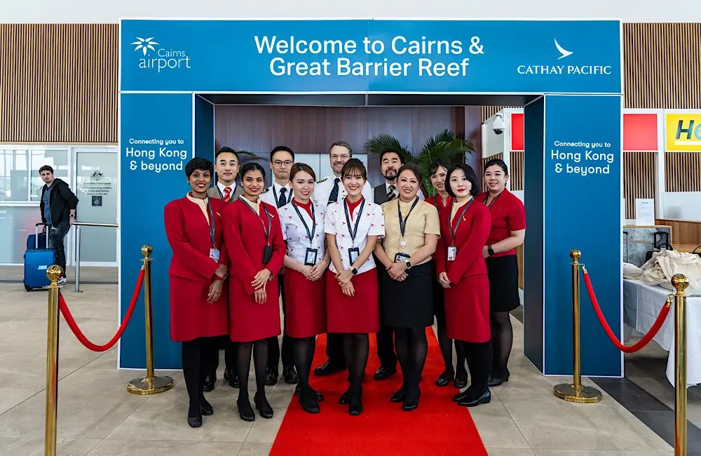 Cathay comeback: Hong Kong-Cairns flights take off 4 Cathay Pacific crew in Cairns
