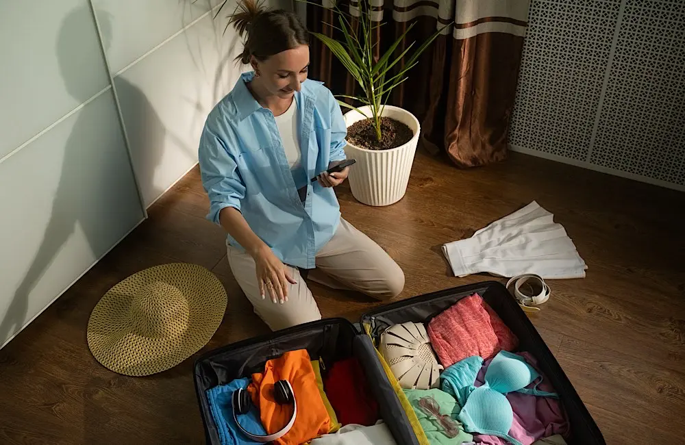 CASA urges flyers to follow 3 simple steps for safer flights these holidays 1 Have all the information BEFORE you pack, says CASA