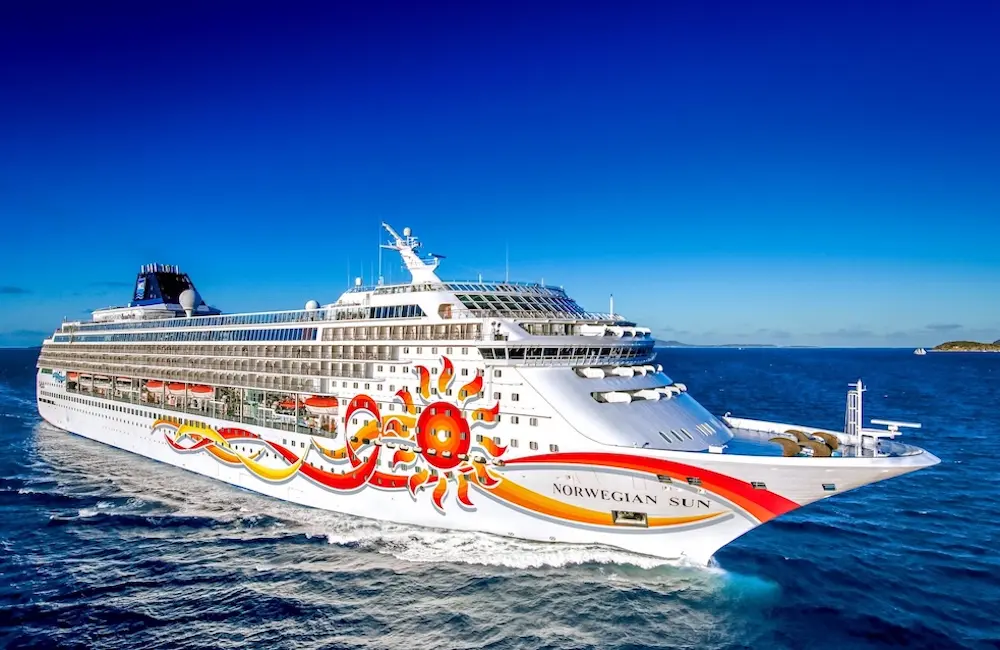 Bali to Brisbane & Lautoka to Sydney: Norwegian Sun arrives in Australia with new adventures