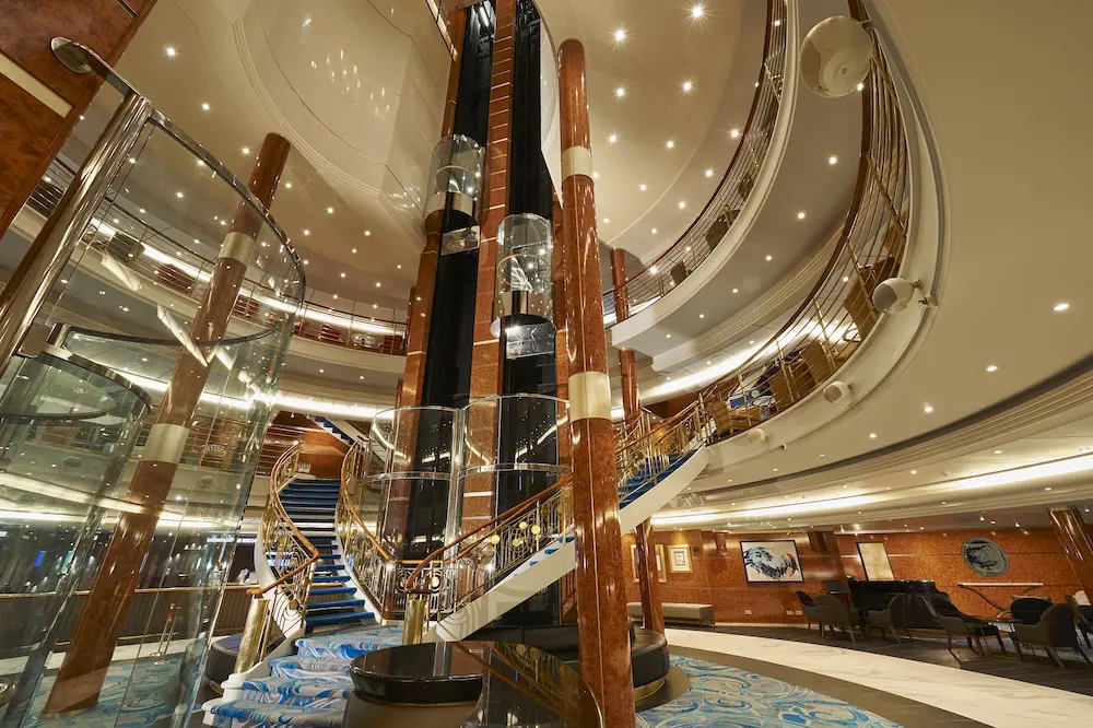 Bali to Brisbane & Lautoka to Sydney: Norwegian Sun arrives in Australia with new adventures 3 norwegiansun atrium