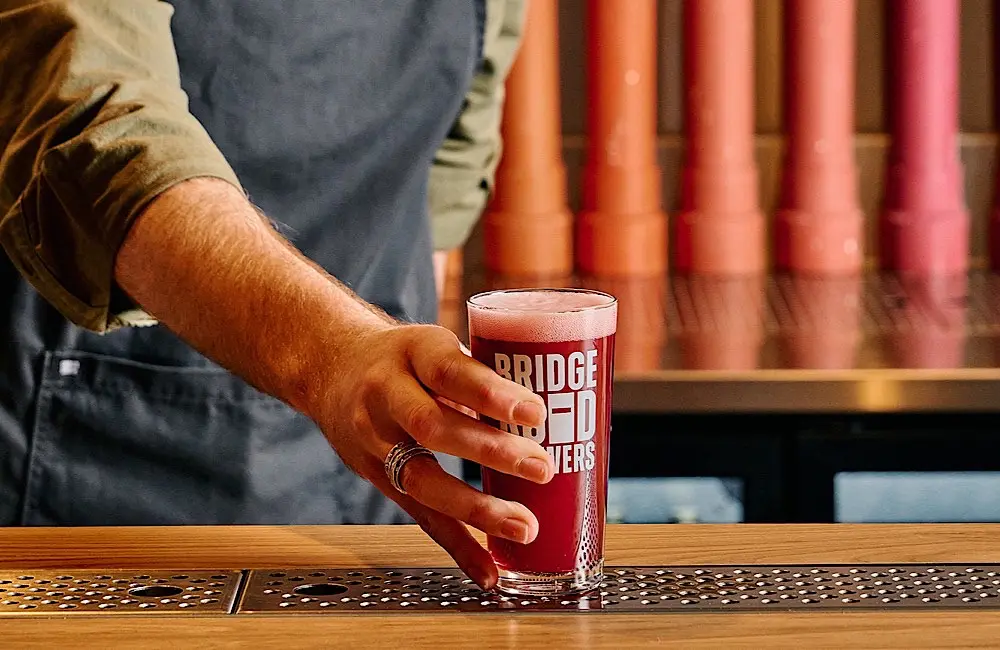 Why Melbourne and Sydney Airports are set to be the best places to drink at 8am