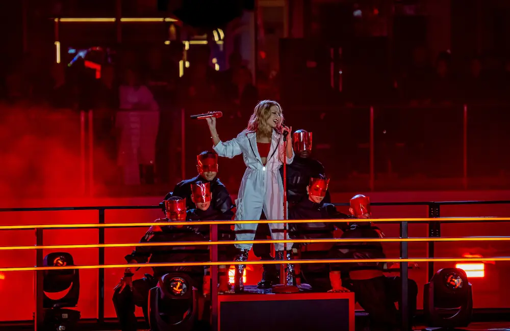 Princess of Pop meets Princess Cruises: Kylie’s rosé leads first zero-alcohol menu