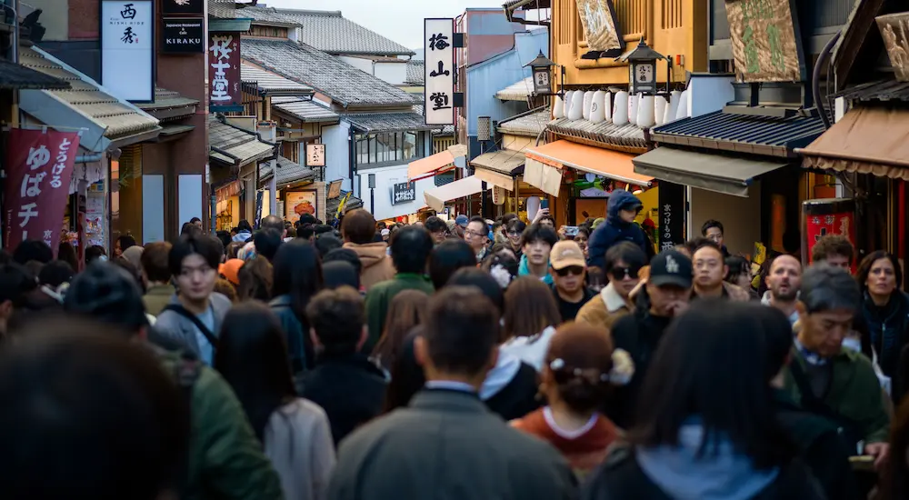 Karryon Top 10 stories of the week: Catch up on our most-wanted: Oct 17 3 Kyoto now overflows with tourists.